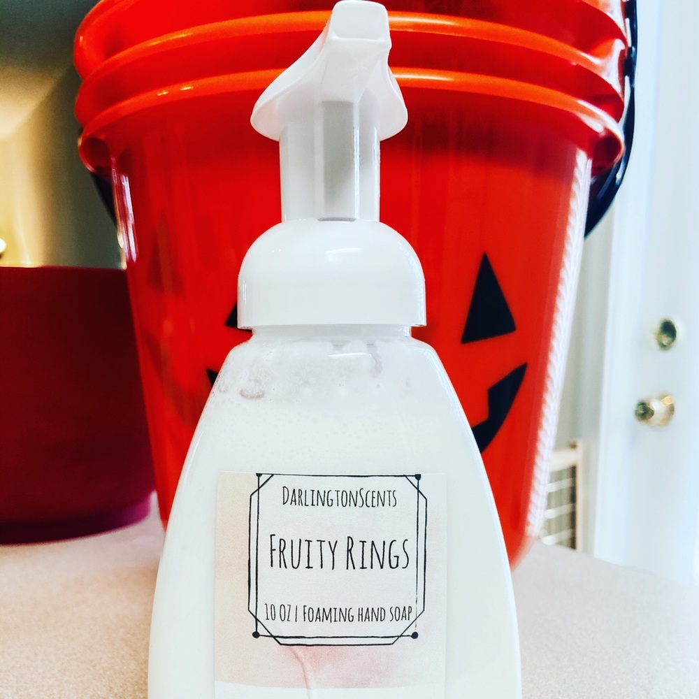 Fruity rings foaming hand soap